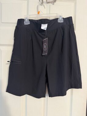 Vionic Men's Athletic Shorts in Black